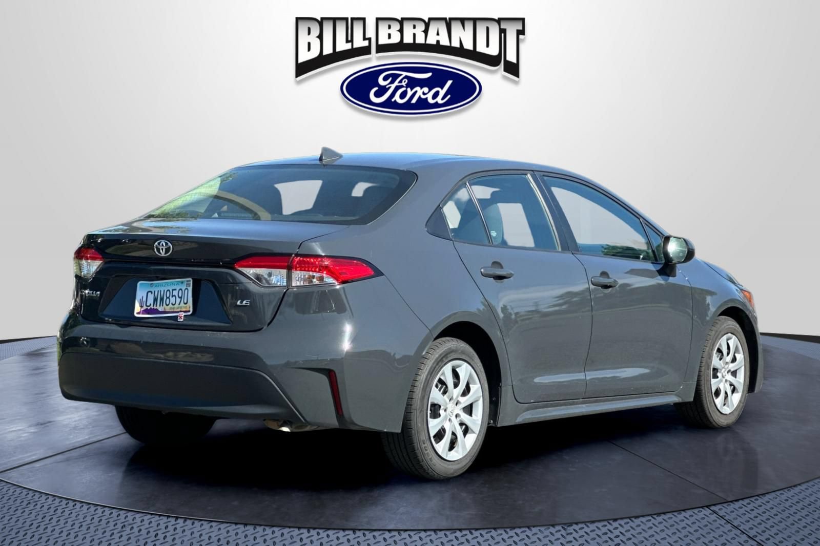 Used 2024 Toyota Corolla LE FWD image 3