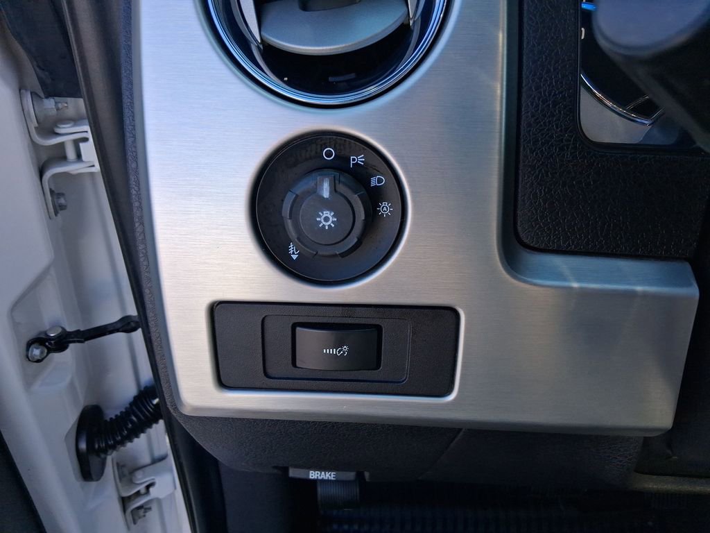 Used 2013 Ford F150 Platinum image 16