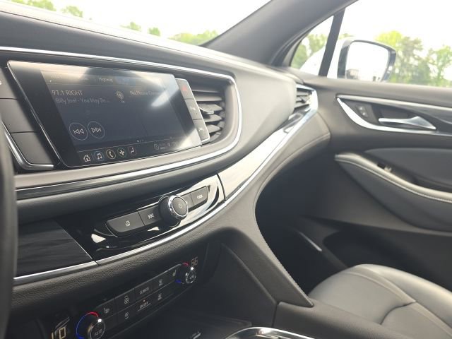 Used 2023 Buick Enclave Essence w/ LPO, Floor Liner Package FWD image 27