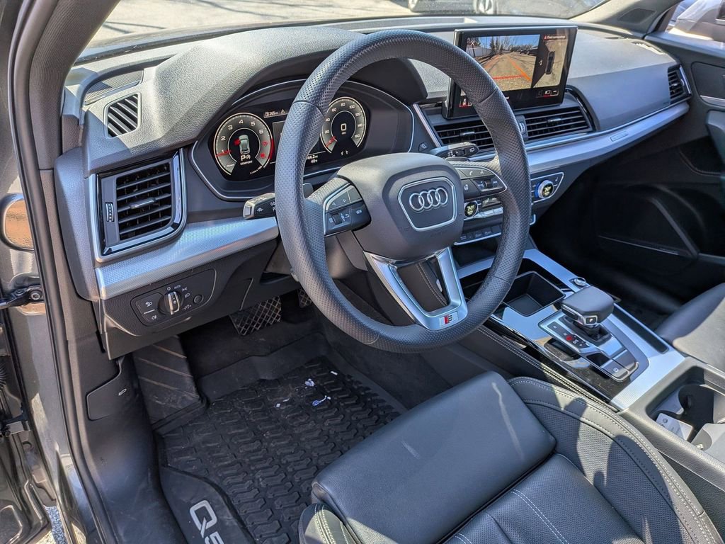 Certified 2024 Audi Q5 2.0T Premium Plus image 9
