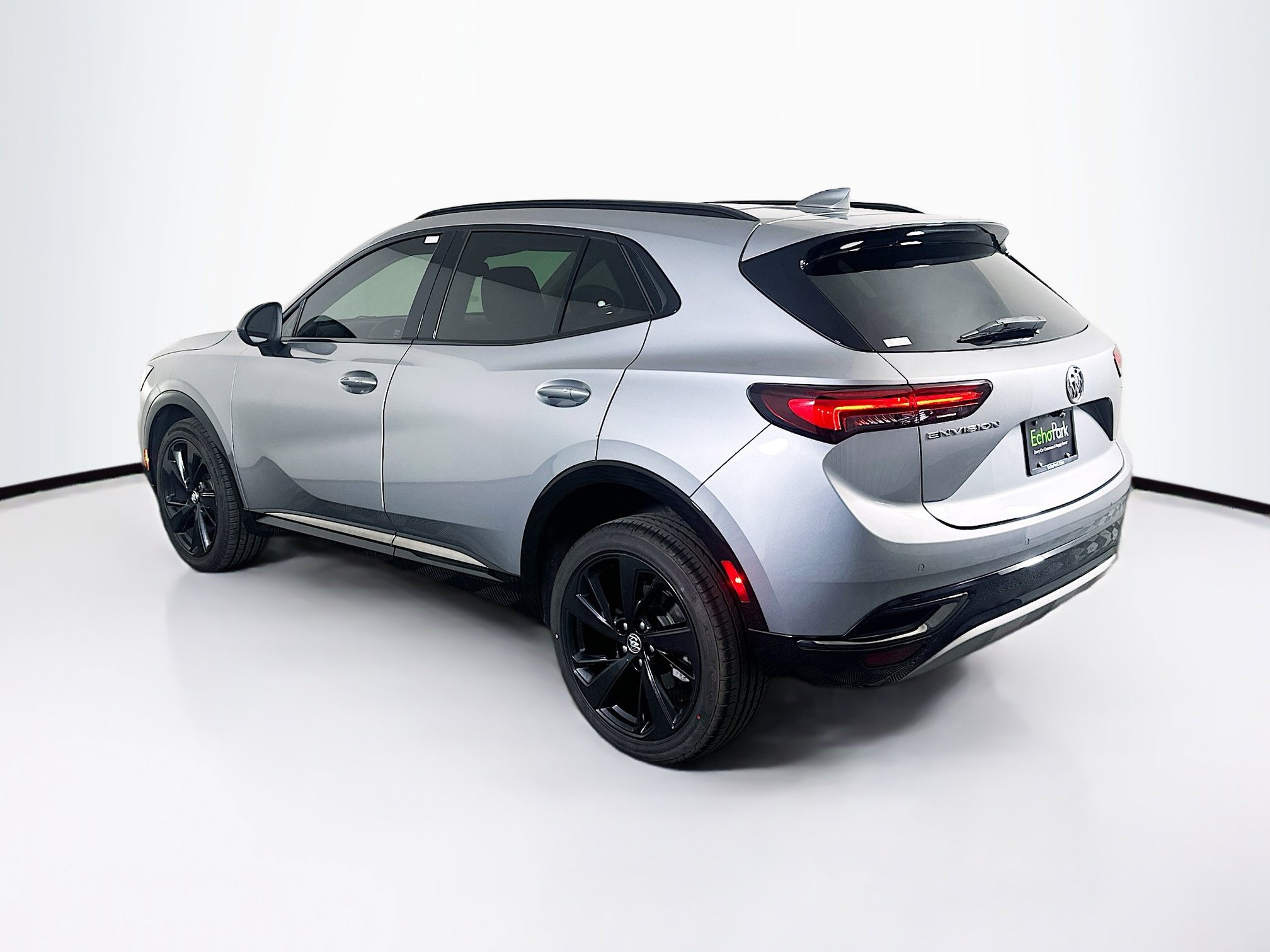 Used 2023 Buick Envision Essence w/ Sport Touring Package FWD image 5