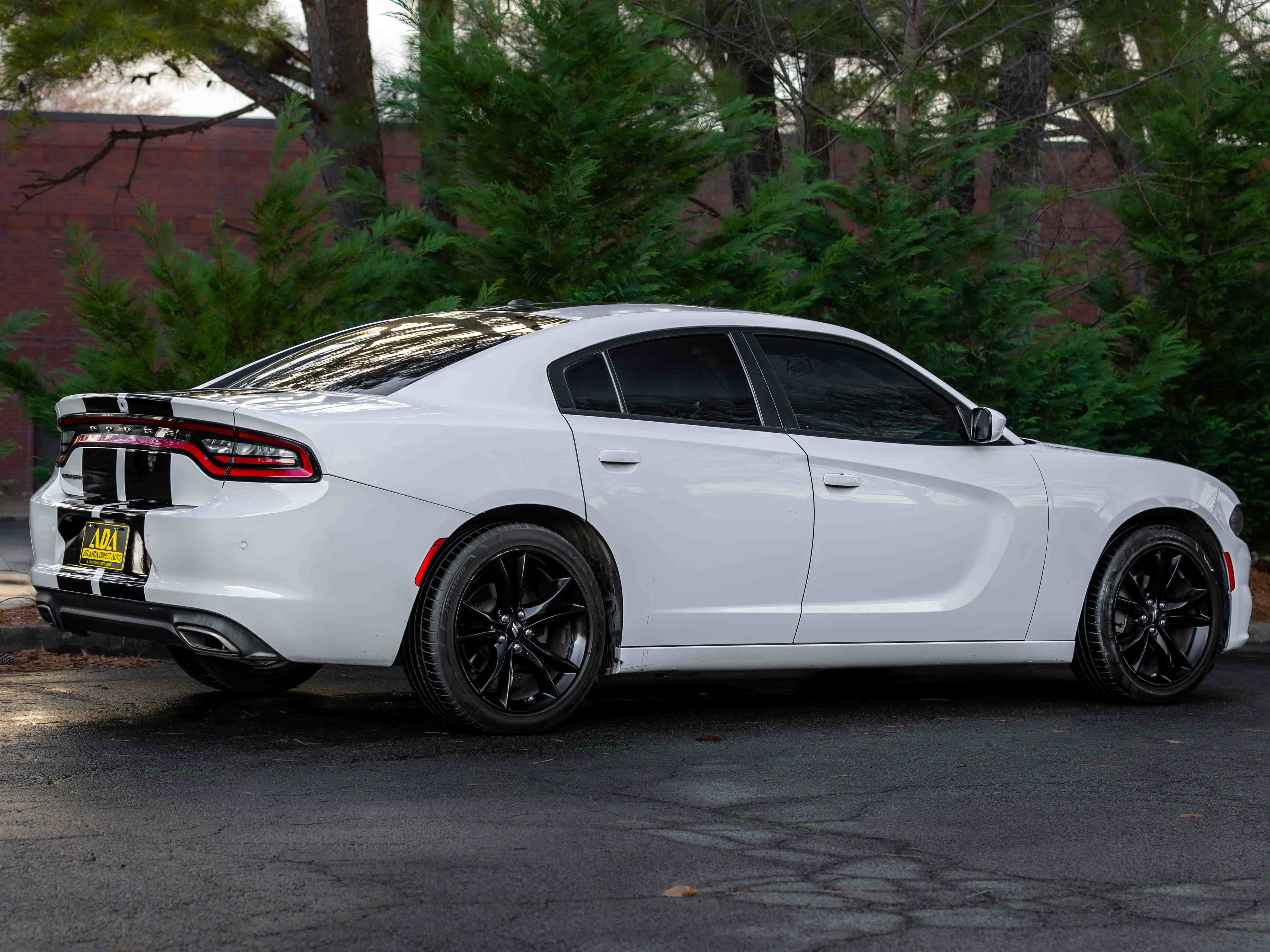 Used 2019 Dodge Charger SXT w/ Leather Interior Group image 54