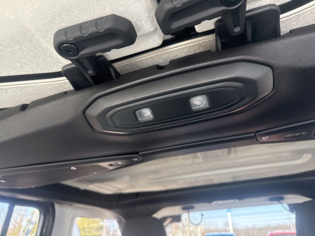 New 2025 Jeep Wrangler Sport S image 32