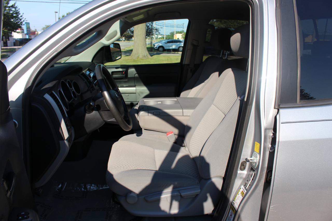 Used 2010 Toyota Tundra 4x4 Double Cab image 14