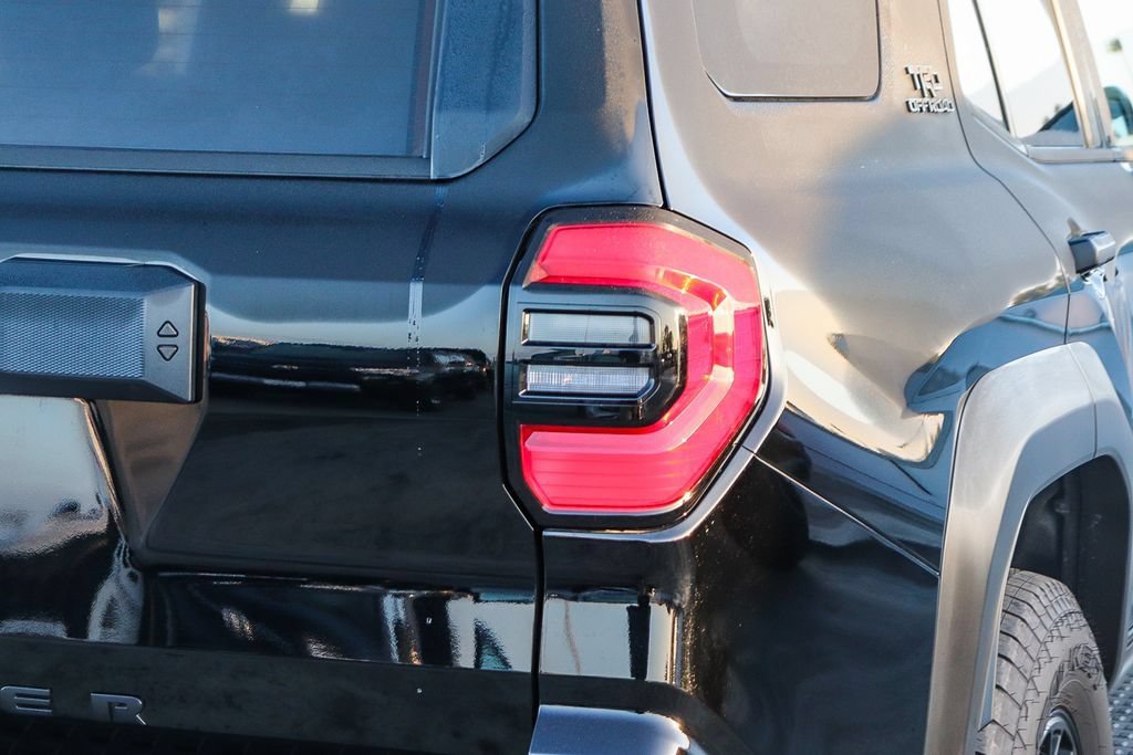 Used 2025 Toyota 4Runner TRD Off-Road Premium w/ Tow Technology Package AWD/4WD image 10