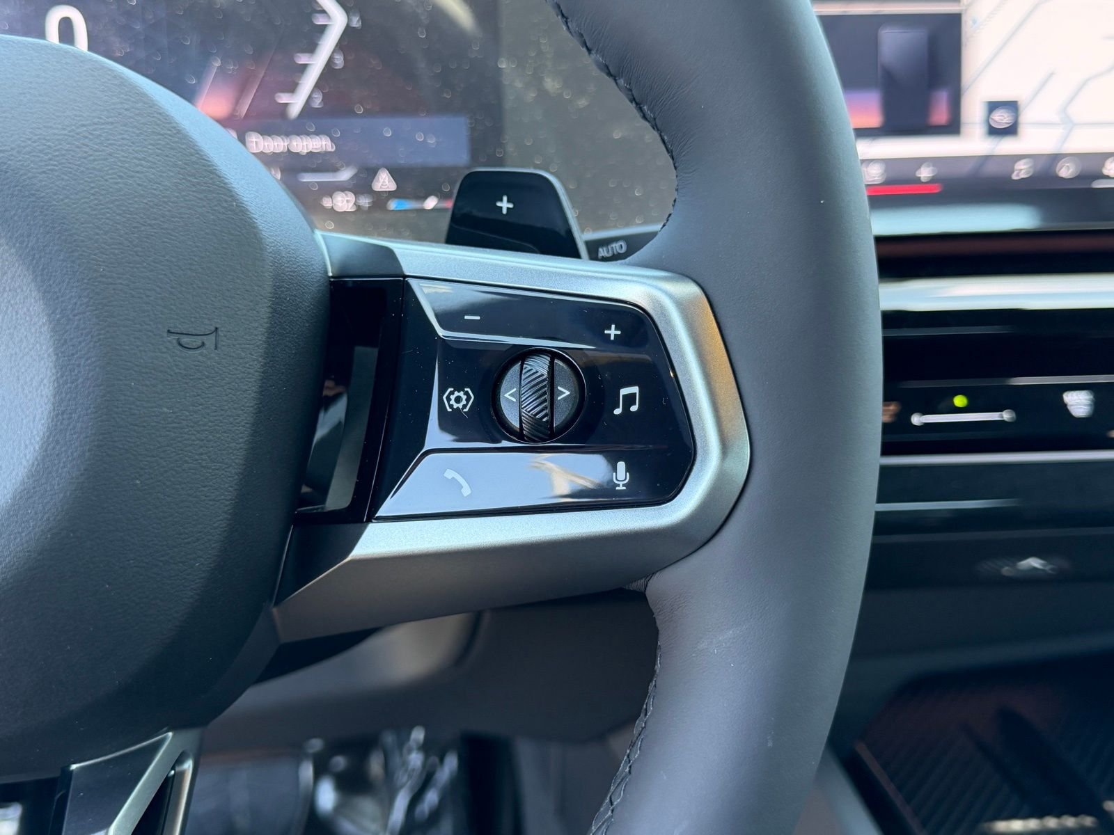 New 2026 BMW 530i RWD image 26