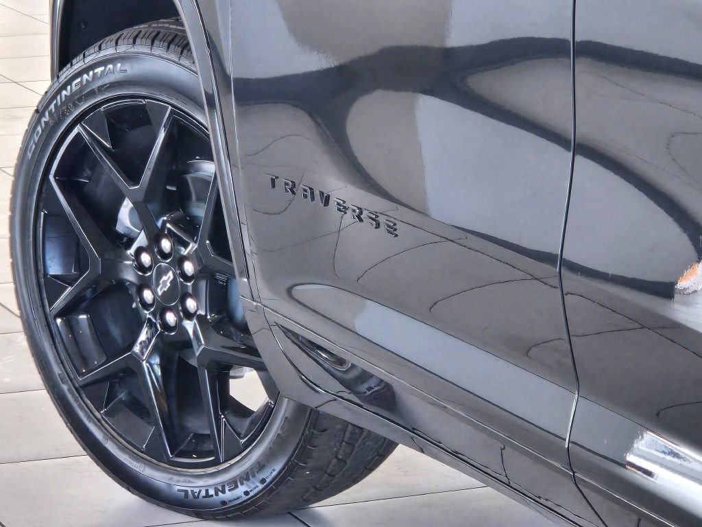 New 2026 Chevrolet Traverse RS w/ LPO, Floor Liner Package AWD/4WD image 17