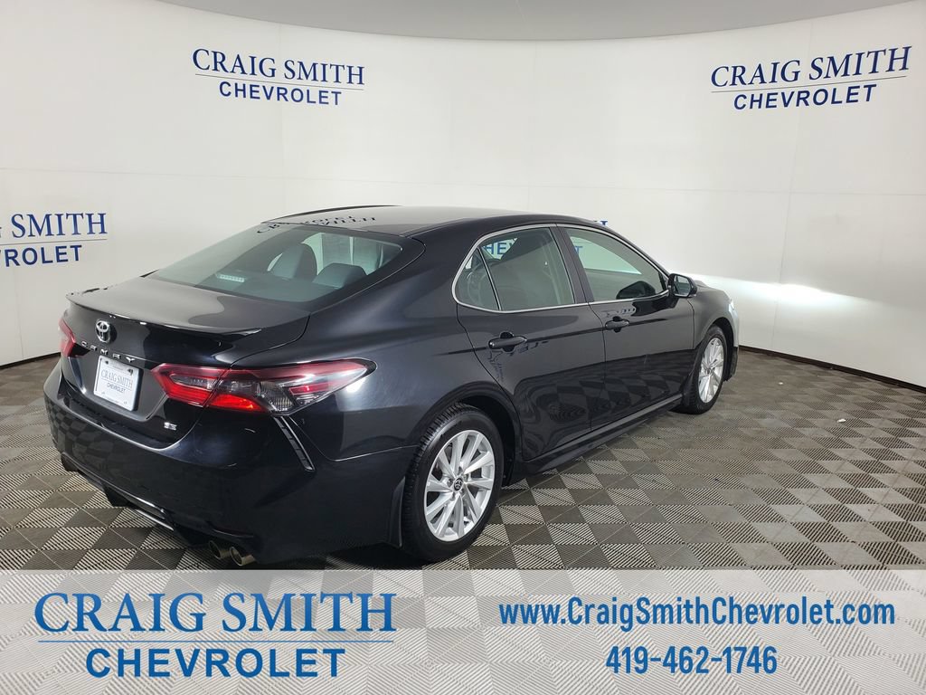 Used 2023 Toyota Camry SE FWD image 5