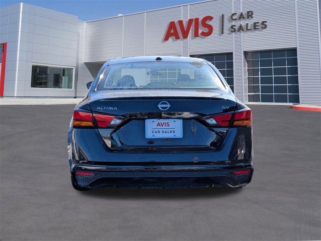 Used 2024 Nissan Altima 2.5 SV image 5