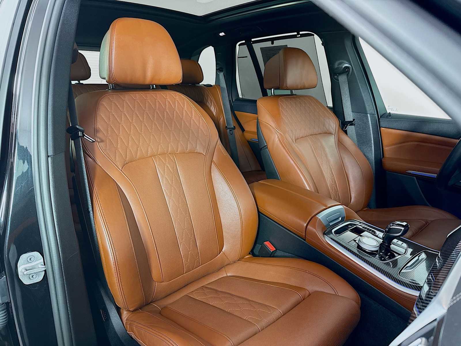 Used 2023 BMW X5 M50i w/ Executive Package image 29