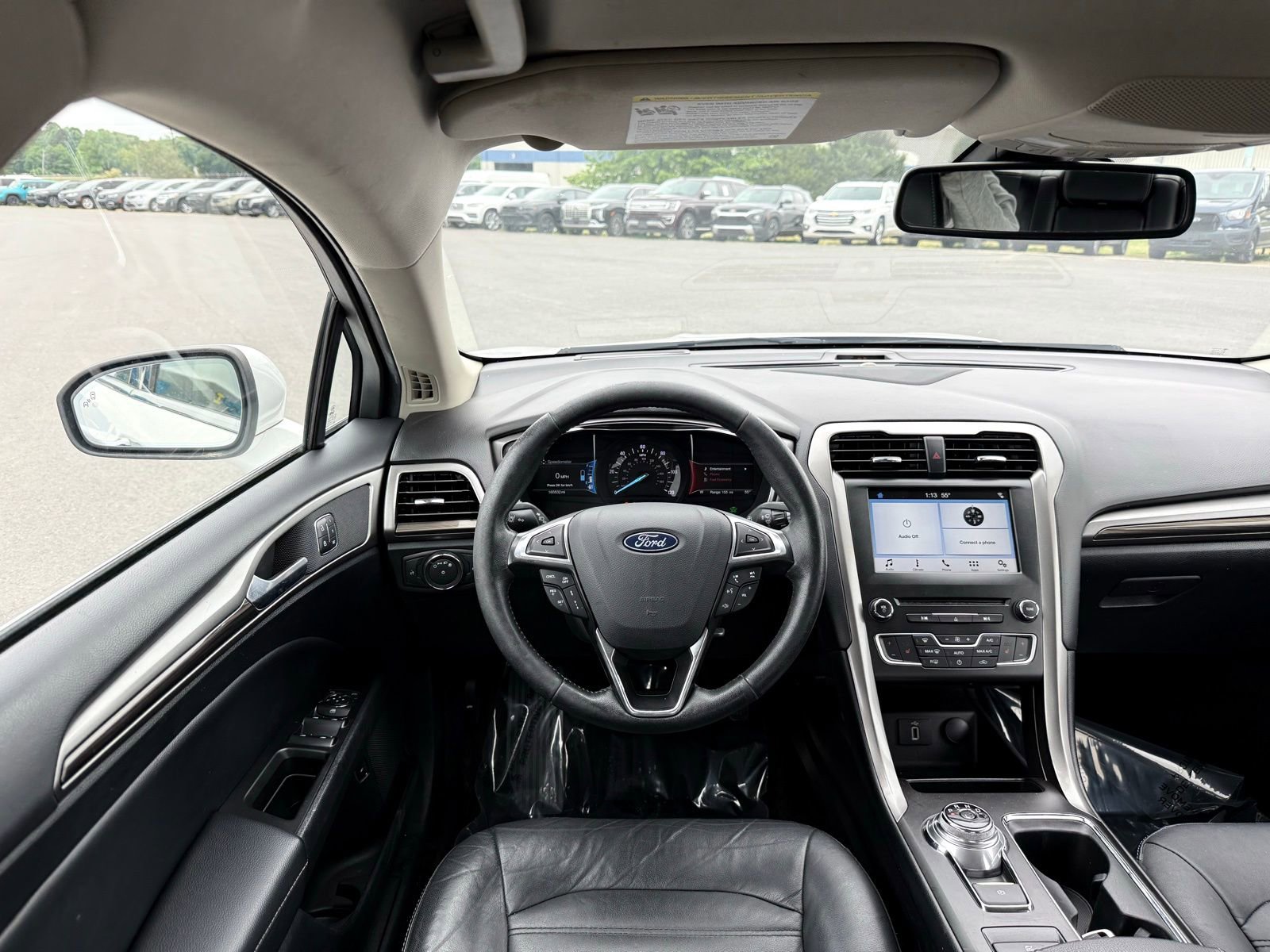 Used 2018 Ford Fusion SE w/ Equipment Group 602A FWD image 23