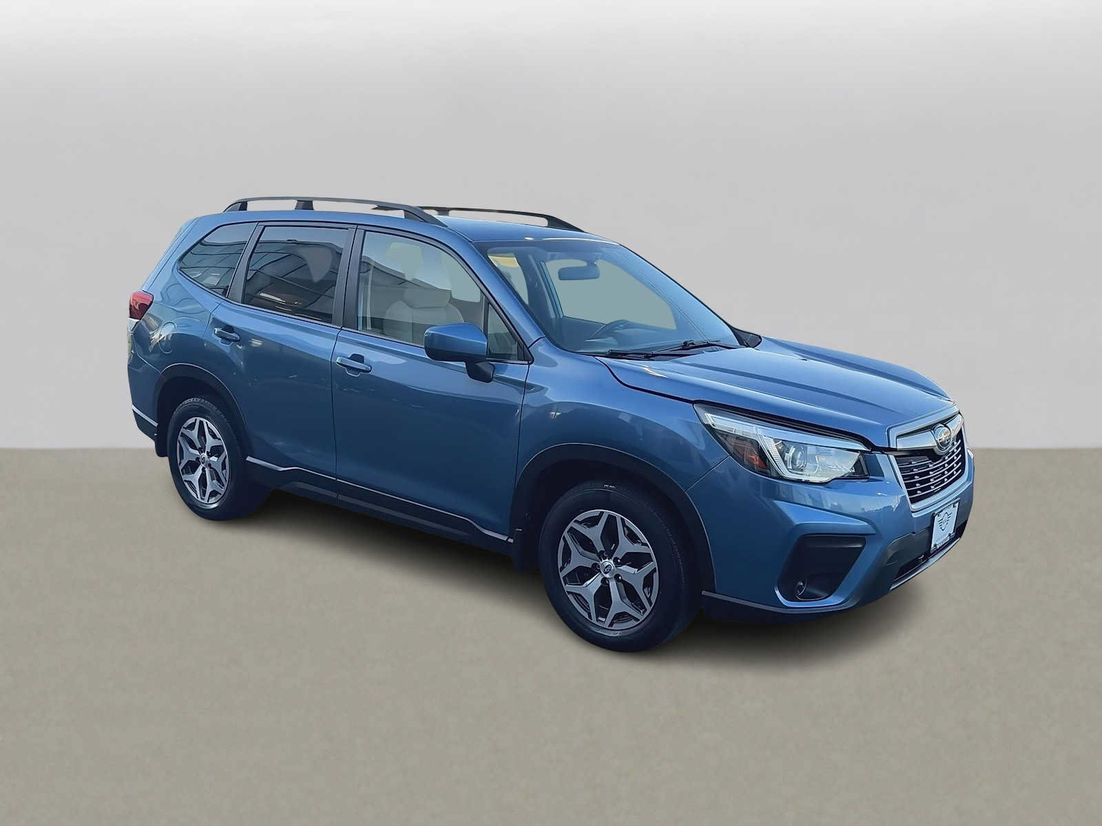 Used 2019 Subaru Forester Premium AWD/4WD image 2