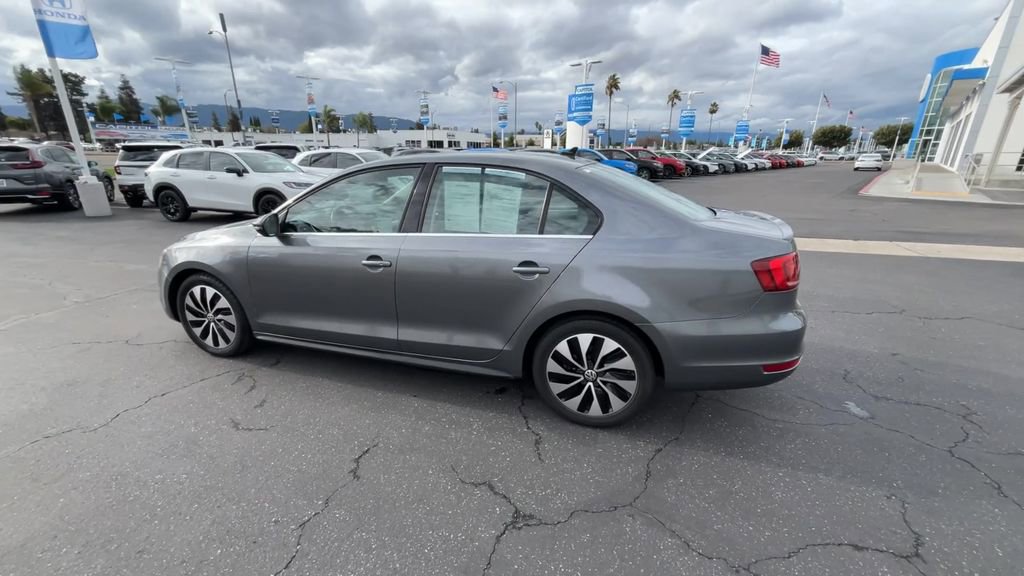 Used 2013 Volkswagen Jetta SEL Premium image 6