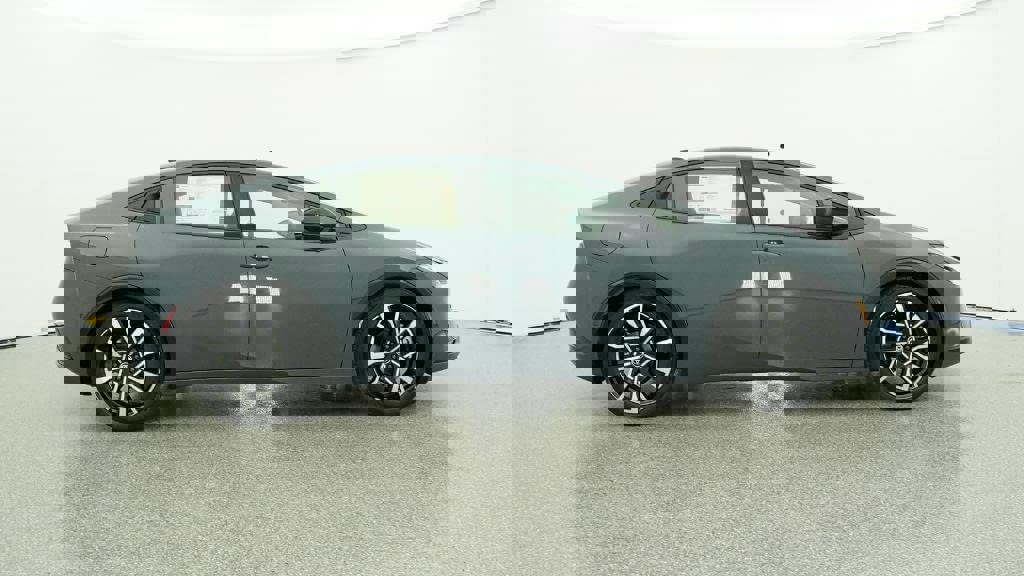 New 2026 Toyota Prius Plug-In Hybrid image 27