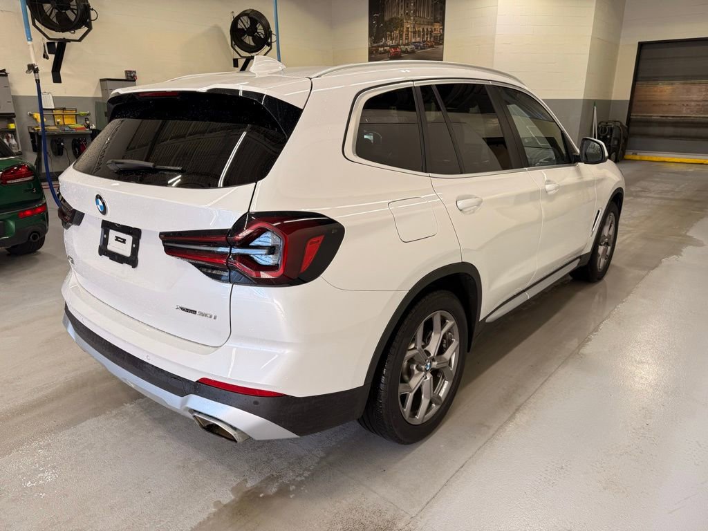 Used 2024 BMW X3 xDrive30i w/ Premium Package w/ZPA image 6