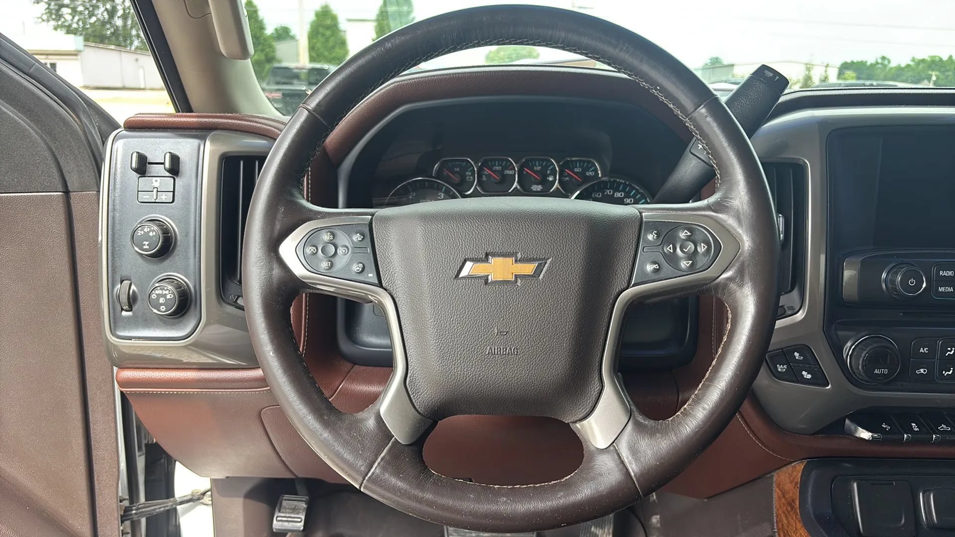 Used 2015 Chevrolet Silverado 3500 High Country w/ Duramax Plus Package AWD/4WD image 20