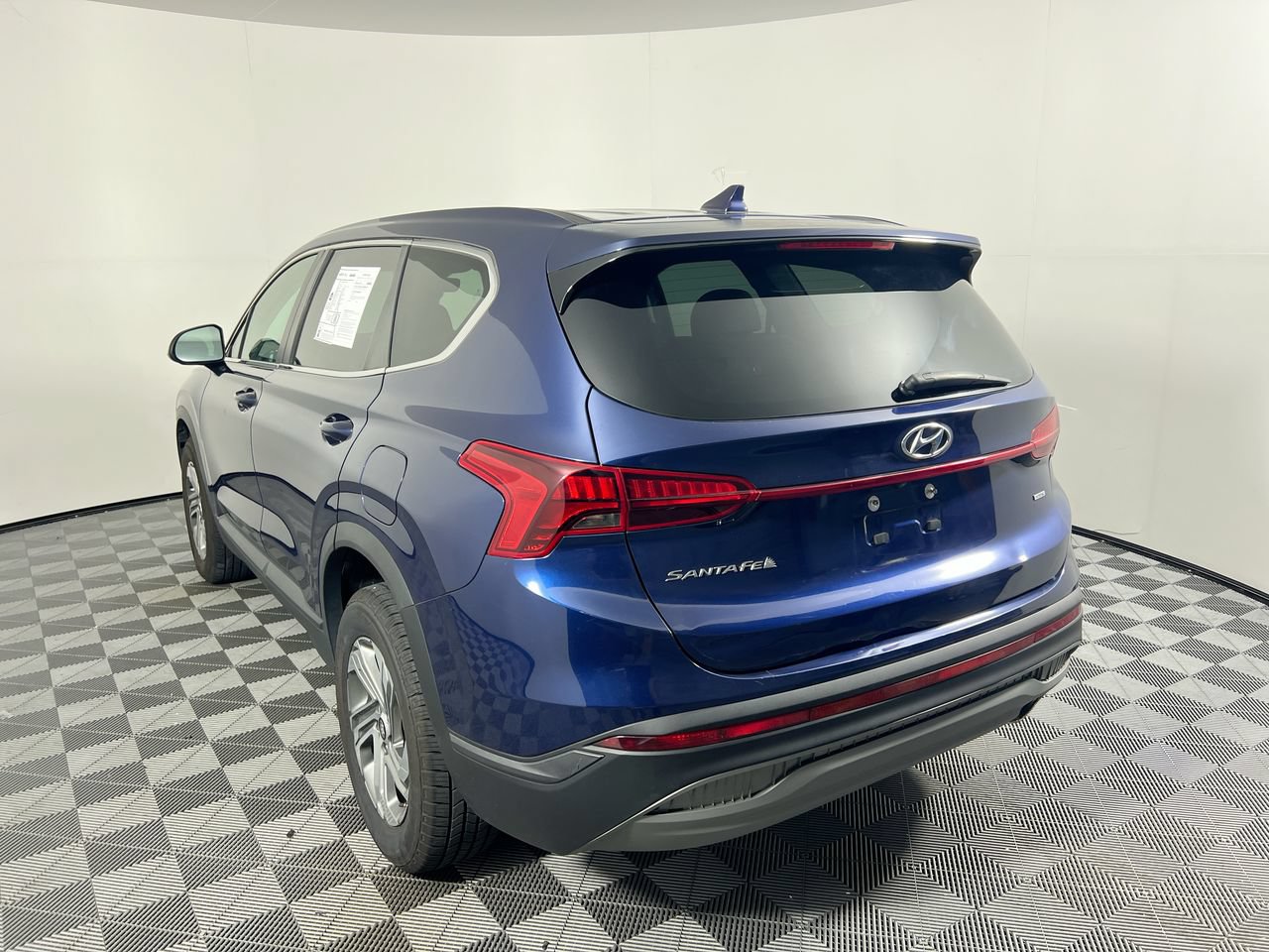 Used 2021 Hyundai Santa Fe SE w/ Cargo Package AWD/4WD image 5