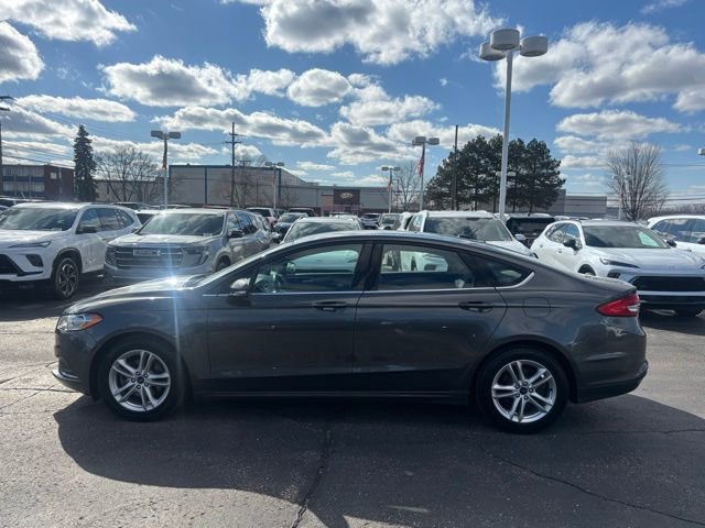 Used 2018 Ford Fusion SE image 8