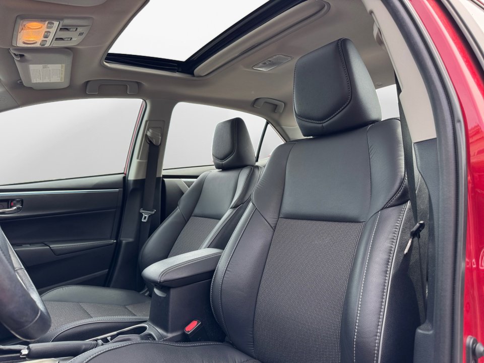 Used 2014 Toyota Corolla S w/ Driver Convenience Package FWD image 9
