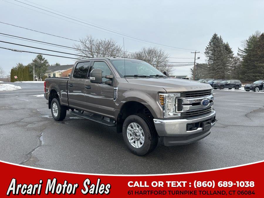 Used 2019 Ford F250 XLT w/ Snow Plow Prep Package image 7