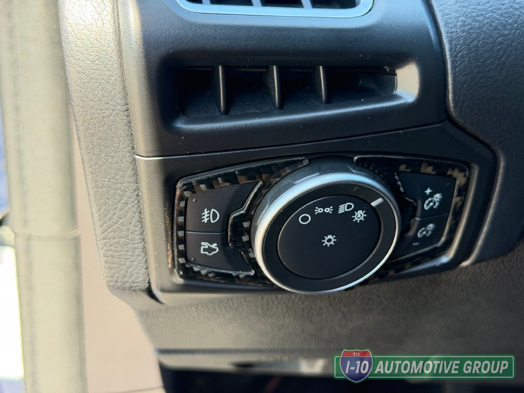 Used 2018 Ford Focus ST FWD image 21