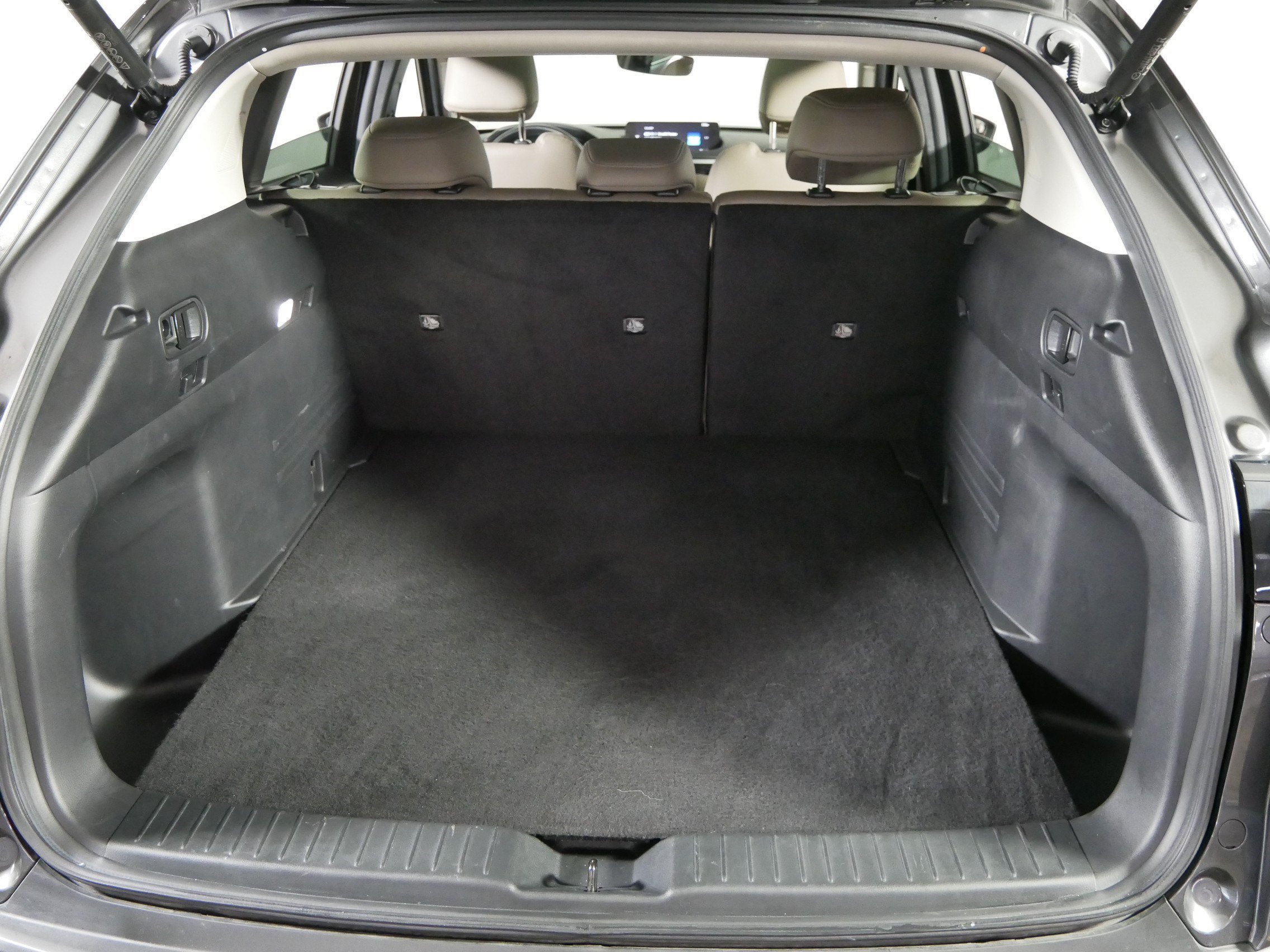 Used 2025 MAZDA CX-50 AWD 2.5 S w/ Premium Package image 18