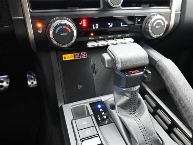 Used 2025 Toyota Tacoma TRD Sport image 31