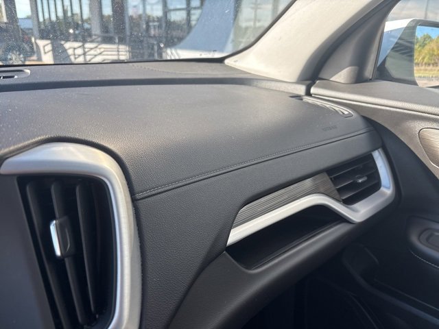 Used 2024 GMC Terrain SLE image 23