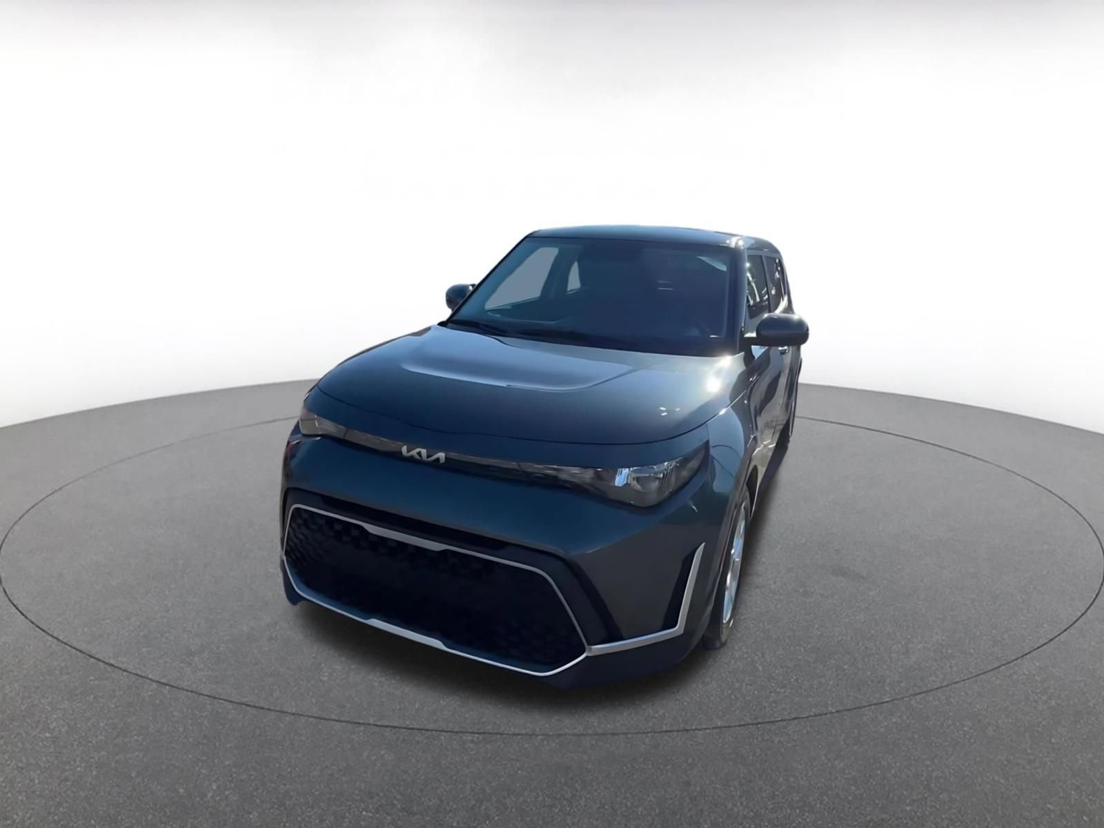 Used 2025 Kia Soul LX w/ LX Technology Package image 7