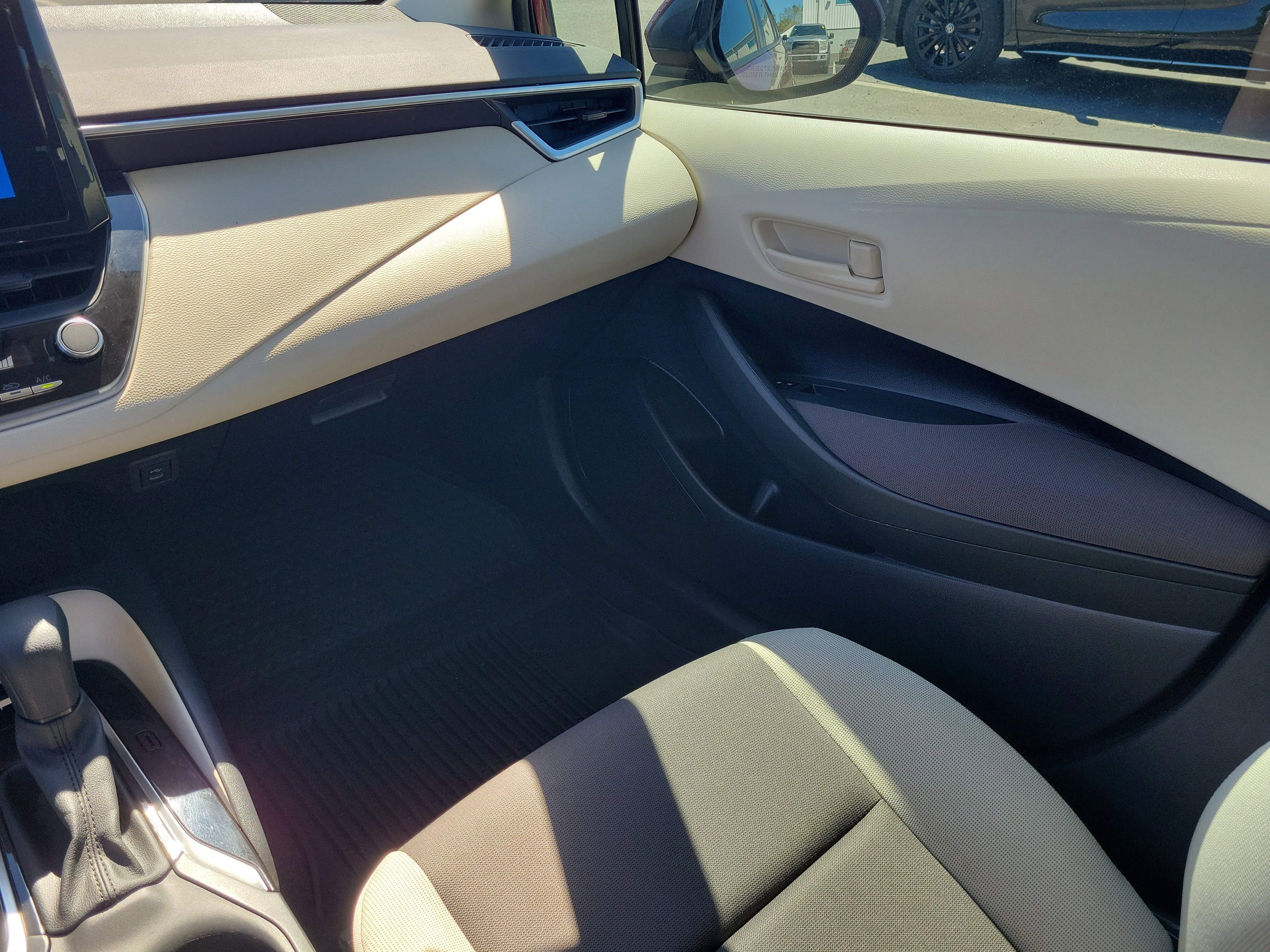 Certified 2023 Toyota Corolla LE FWD image 17