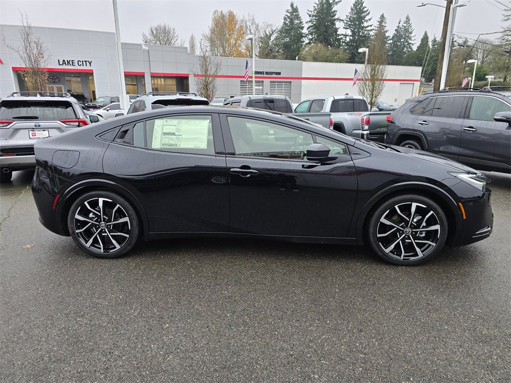 New 2026 Toyota Prius Plug-In Hybrid image 8