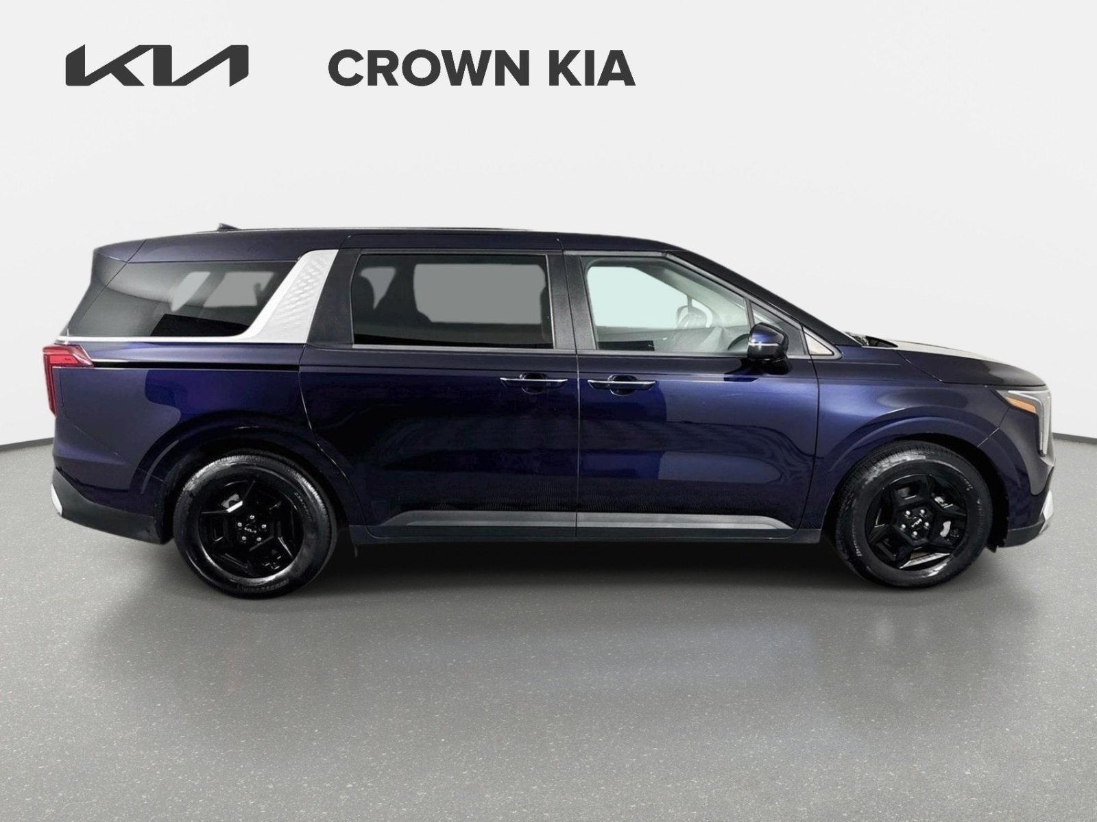 Certified 2025 Kia Carnival FWD image 4