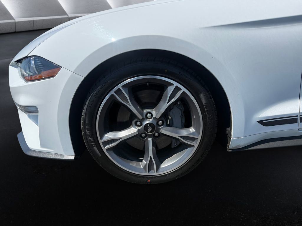 Used 2022 Ford Mustang GT Premium w/ Equipment Group 401A RWD image 9