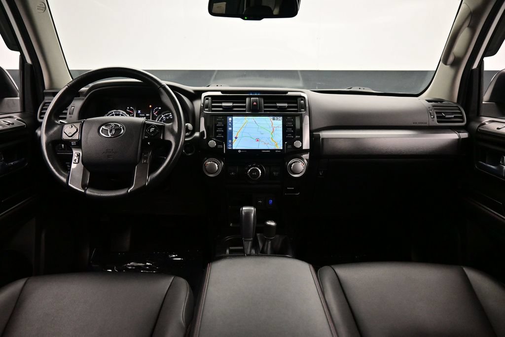 Used 2021 Toyota 4Runner Venture w/ Moonroof Package AWD/4WD image 40