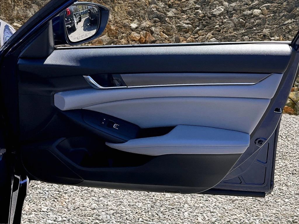 Used 2020 Honda Accord LX image 18