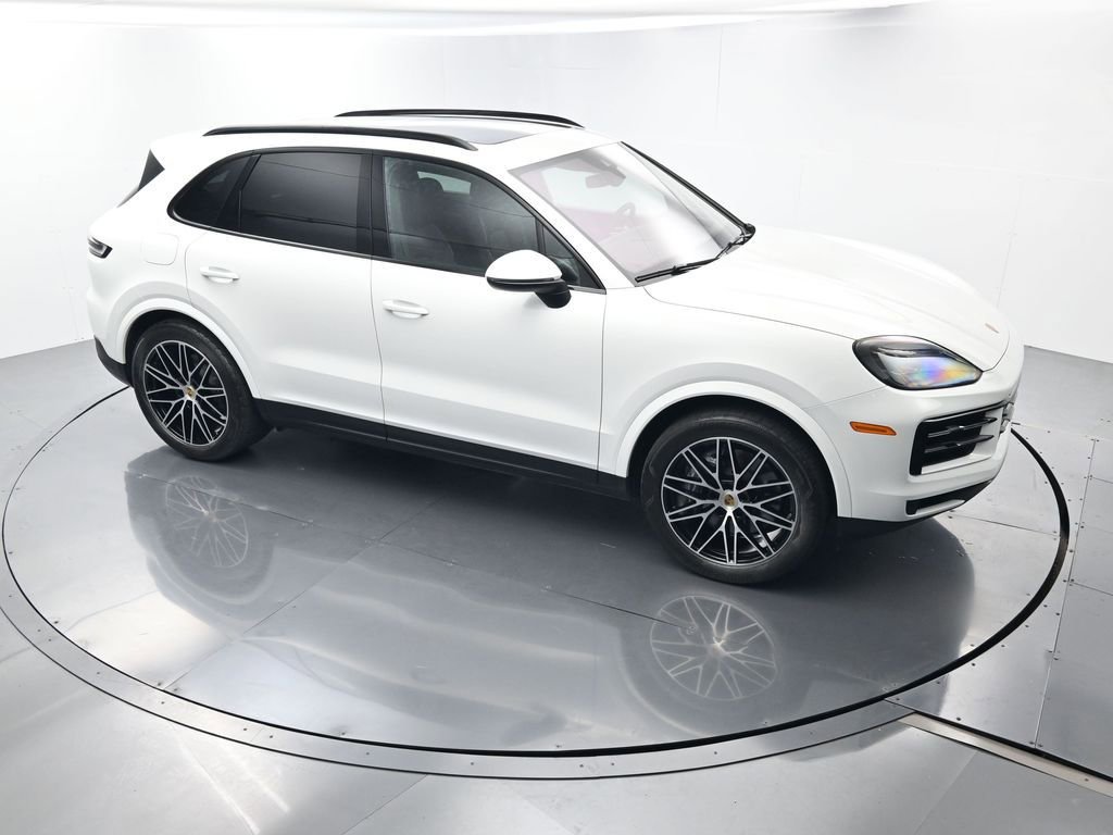 Certified 2024 Porsche Cayenne image 38