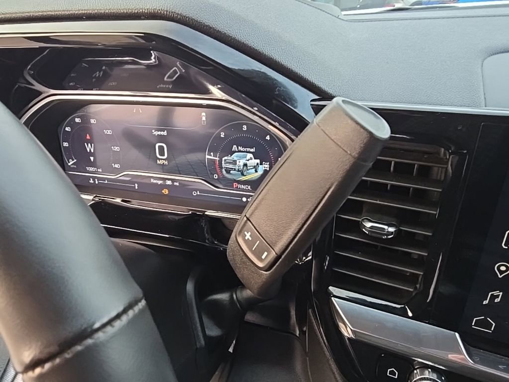 Used 2025 GMC Sierra 3500 SLT w/ X31 Off-Road Package image 18