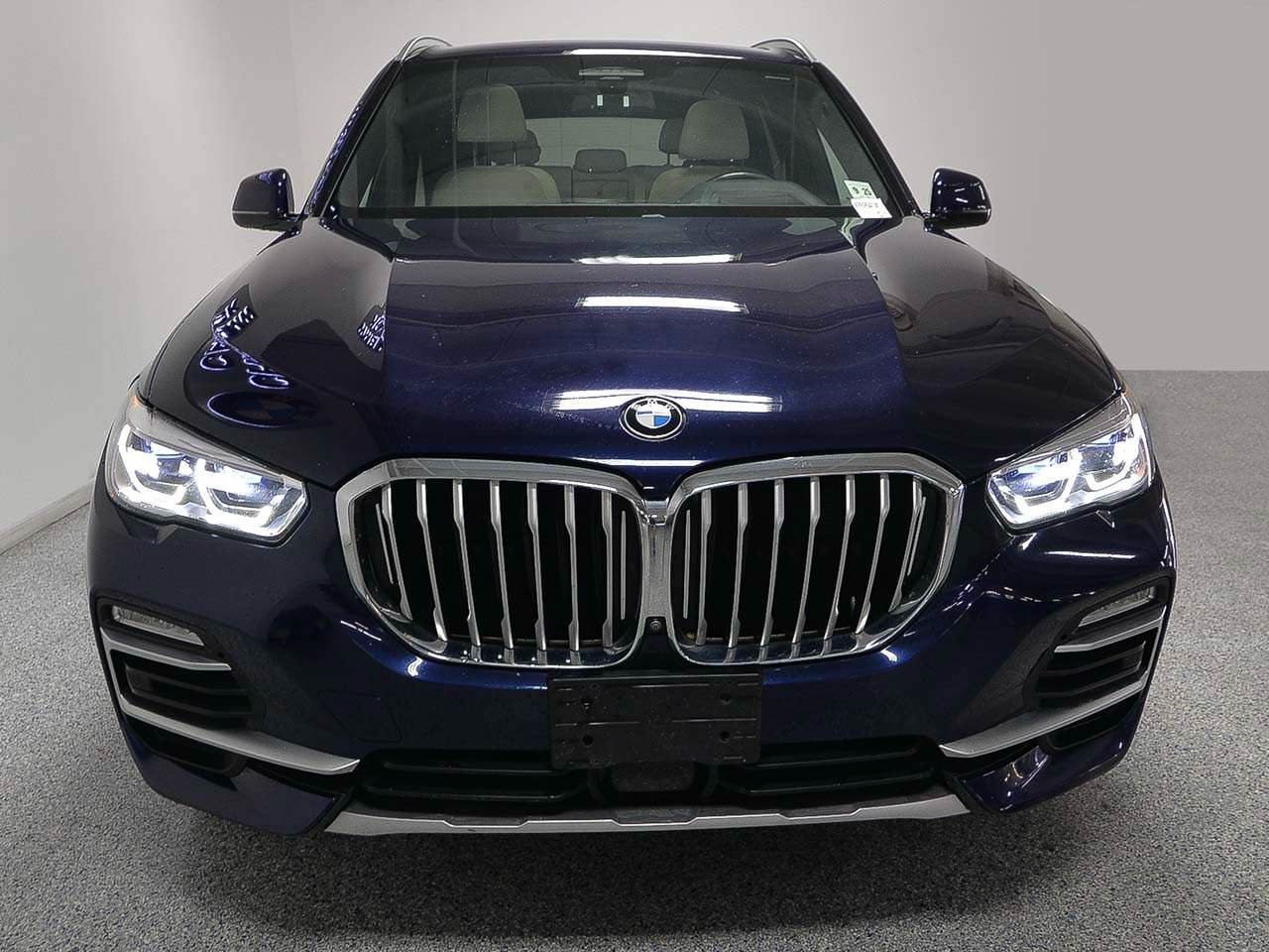 Used 2020 BMW X5 xDrive40i w/ Executive Package AWD/4WD image 2