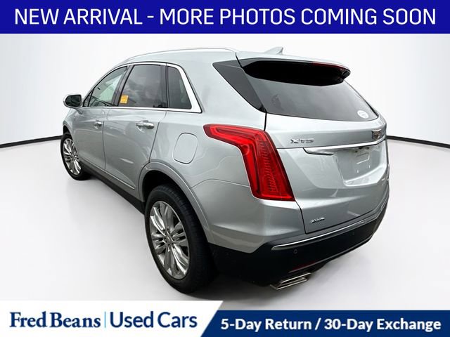 Used 2019 Cadillac XT5 Premium Luxury AWD/4WD image 2
