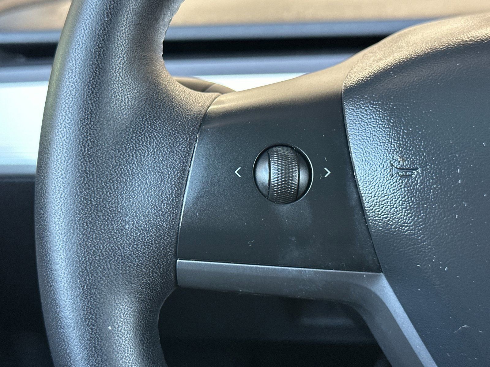 Used 2020 Tesla Model 3 Standard Range Plus RWD image 25