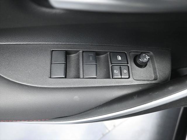 Used 2023 Toyota Corolla SE image 19