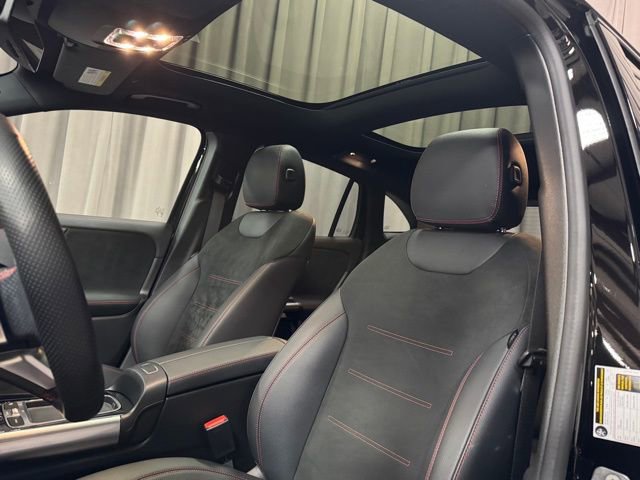 Used 2024 Mercedes-Benz GLA 250 4MATIC image 30