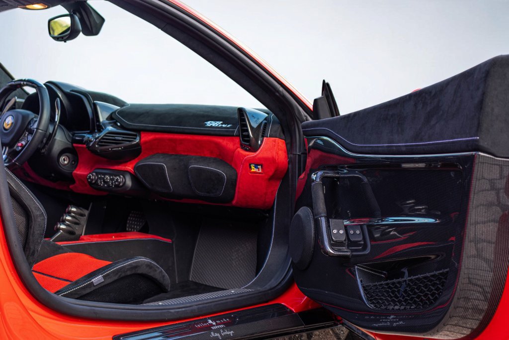 Used 2015 Ferrari 458 Speciale Coupe RWD image 49