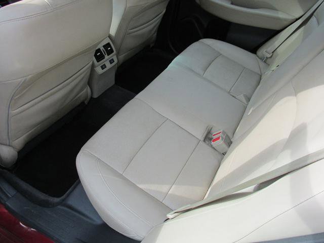 Used 2015 Subaru Legacy 3.6R Limited AWD/4WD image 9