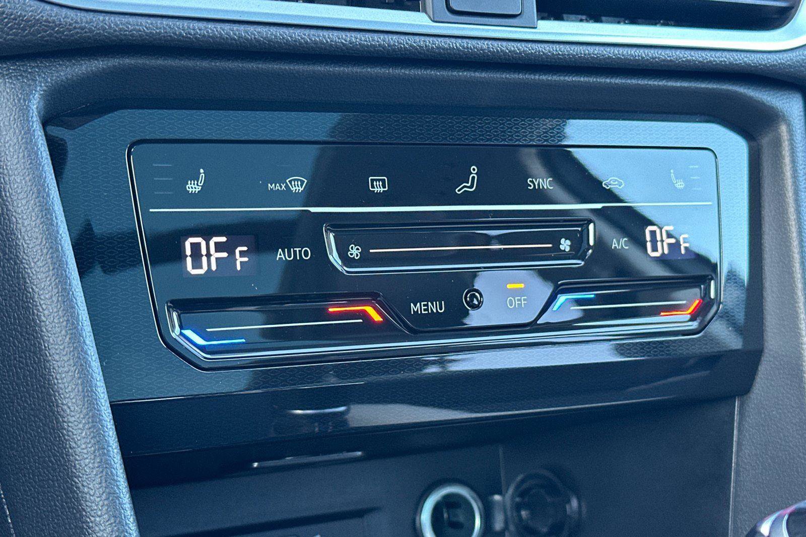 New 2026 Volkswagen Taos SE AWD/4WD image 19
