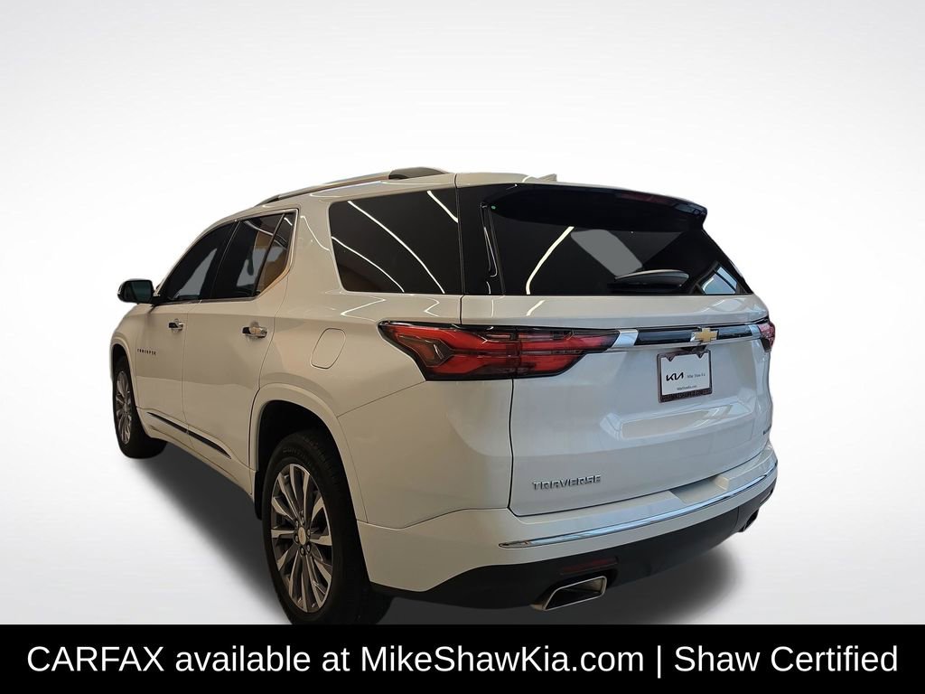 Used 2023 Chevrolet Traverse Premier FWD image 4