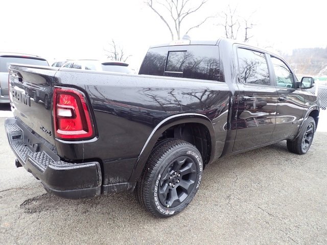 New 2026 RAM 1500 4x4 Crew Cab image 7