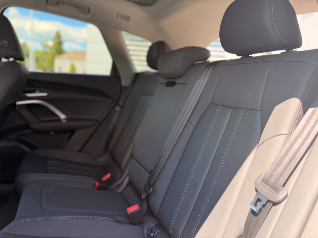 Certified 2025 Audi Q5 Premium w/ Convenience Package AWD/4WD image 14
