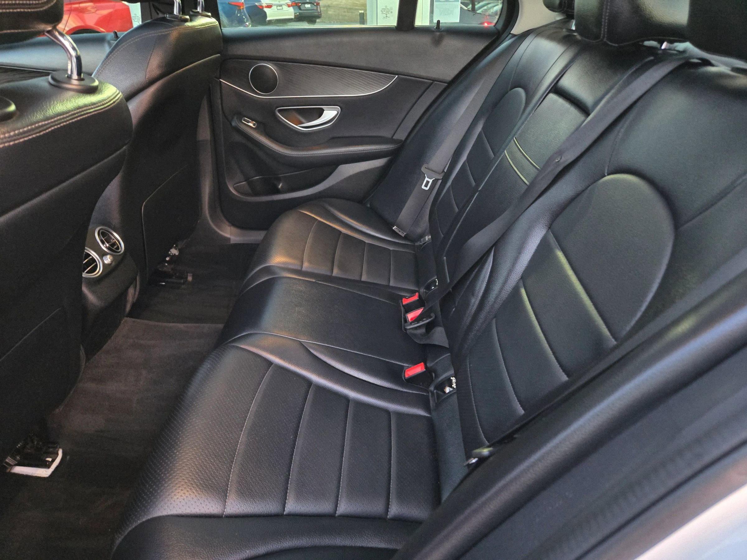 Used 2017 Mercedes-Benz C 300 4MATIC Sedan image 47