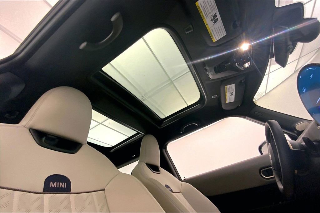 Used 2025 MINI Cooper S image 26